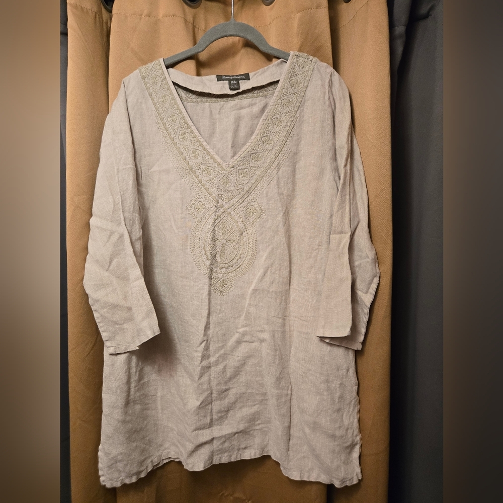 Tommy Bahama medium linen top